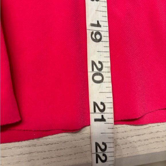 Cach’e Hot Pink Silky Skirt Sz Lg - Picture 10 of 10